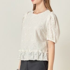 Lace S/S Top